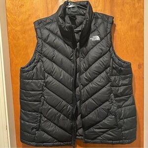 The North Face Women's Black Quilted Vest